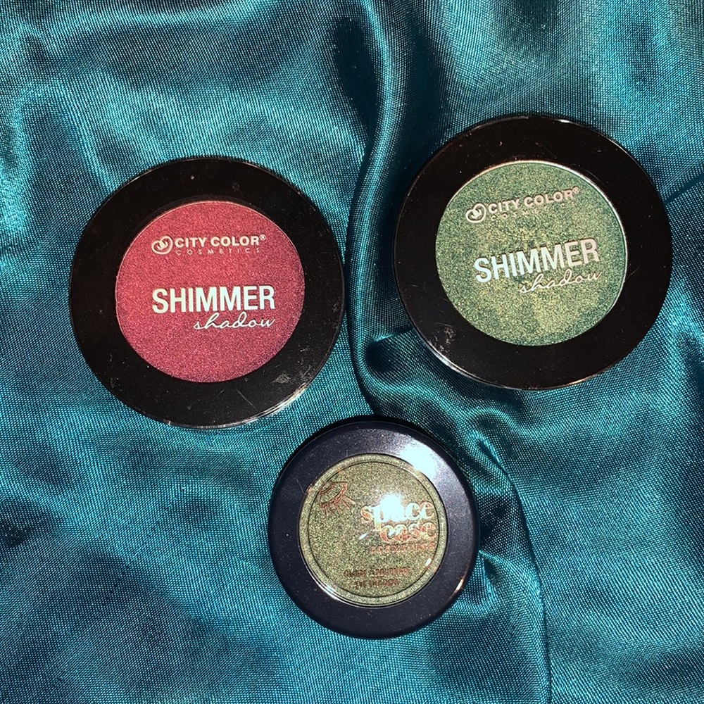 COPY - Last chance🔅🌊NWT City Color Cos shimmer shadow bundle